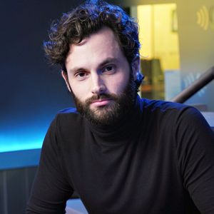 Penn Badgley äußert sich zu Pädophilie-Skandal von Co-Star