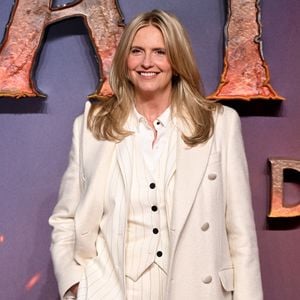 Penny Lancaster leiht Freundin ihres Sohnes ihr Brautkleid