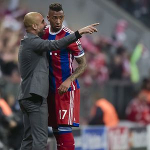 Zurück in München: Team-Selfie der Bayern-Spieler
