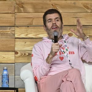 Heul-Gesang: Perez Hilton bringt seinen Sohn zum Weinen!