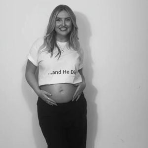 Perrie Edwards erwartet ihr zweites Kind mit Verlobtem Alex