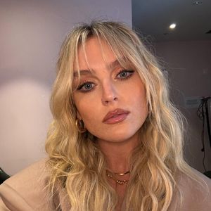 Rotes Leder: So heiß feiert Perrie Edwards ihre neue Single
