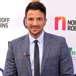 Fünftes Baby auf dem Weg? Peter Andre klärt Gerüchte auf