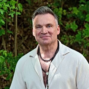 Gewaltvorwürfe: Peter Klein leitet Schritte gegen Iris ein