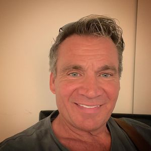 "Ein paar Kilo weniger": Peter Klein ist total glücklich!