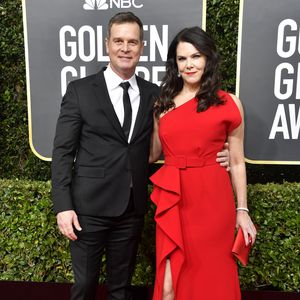 "Fiji-Water-Girl" der Golden Globes spricht über Photobomb