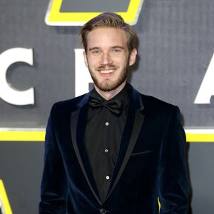 Account gelöscht: YouTube-Star PewDiePie verarscht die Welt!