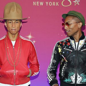 Wer ist der Echte? Pharrell Williams trifft auf Wachs-Double