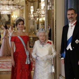 "Bitte lass es": König Felipe greift in Royal-Streit ein!