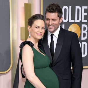 Hilary Swank feierte ihren ersten Muttertag mit Zwillingen