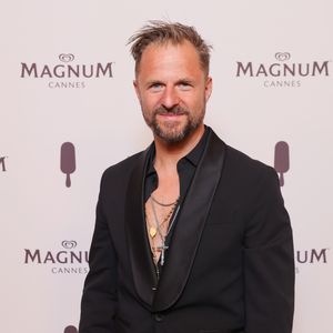 Philipp Hochmair genießt Cannes-Auftritt in Begleitung