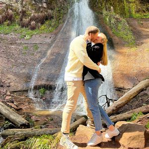 Verliebt! "First Dates Hotel"-Philipp teilt erstes Paarbild
