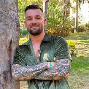 Nacht mit Elli: Hat "Ex on the Beach"-Phillip Bauchkribbeln?