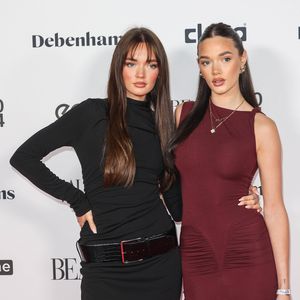 Tomlinson-Schwestern: Kindheit im Schatten von One Direction