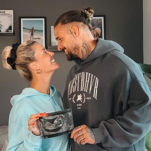 Pia Tillmann ist schwanger: Diese Promis gratulieren ihr!