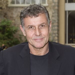 "Emily in Paris"-Star Pierre Deny verstirbt mit 69 an ALS