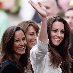Welche Verwandten von Prinzessin Kate kommen zur Krönung?