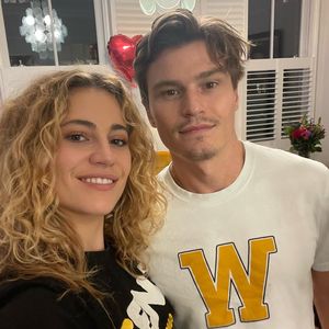 Seit 2016 verlobt: Pixie Lott gibt ein Update zur Hochzeit