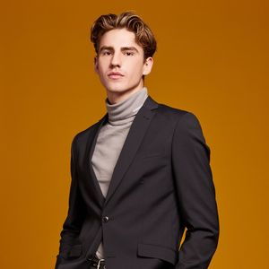 Papa weiß nichts: Kandidat outet sich bei "Prince Charming"!