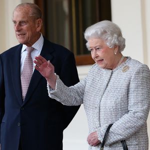 Mit Paarfoto: Neues Statement der Queen zu Prinz Philips Tod