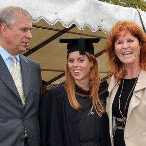 Mama Fergie verrät: Heiratet Beatrice echt in Italien?
