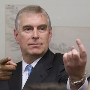 Ex-Prinz Andrew zwingt: Angestellte müssen weiter knicksen