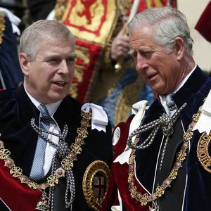 Neuer Job für Prinz Andrew: Töchter betteln Onkel Charles an