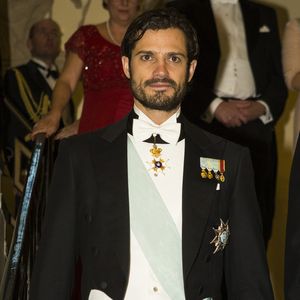 Prinz Carl Philip krank! Verpasst er die Baby-Geburt?