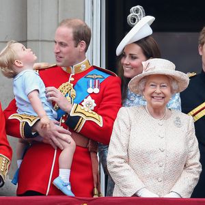 Zum Geburtstag: Die Queen gratuliert Prinz William im Netz!