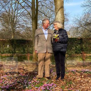Total verliebt: Prinz Charles und Camilla posten Pärchenbild
