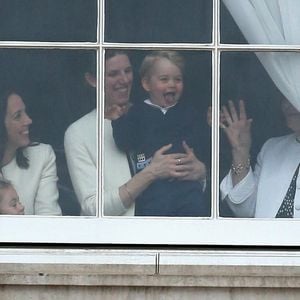 Aufdringlich! Prinz George wird von Paparazzi belästigt