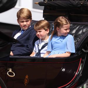 Nach Krönung: George, Louis und Charlotte sind hundemüde