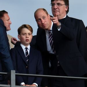 So bereiten Kate und William Prinz George auf den Thron vor