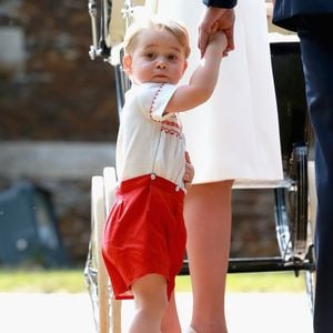 Prinzessin Charlottes Taufe: Bruder George büxt aus!