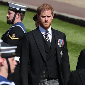 Trotz Geburtstag der Queen: Harry wieder zu Meghan geflogen