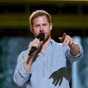 Überraschungsauftritt: Harry äußert sich vor dem Diana-Event