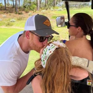 Prinz Harry wird 42: Meghan teilt seltene Fotos mit den Kids