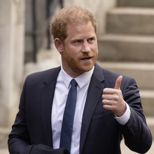Allein in Singapur: Prinz Harry kauft Souvenirs für die Kids