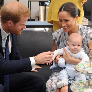Das bekam Prinz Harry und Meghans Sohn Archie zum Geburtstag