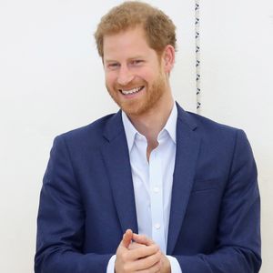 Prinz Harry verkleidet sich für Waisenkinder als Spider-Man