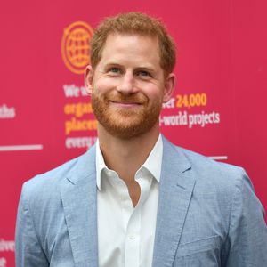 Selber Termin wie Diana: Harry schwelgt in Foto-Erinnerungen