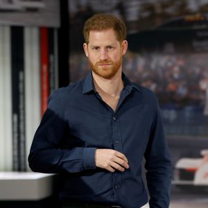 "Leben dramatisch verändert": Rührende Worte von Prinz Harry