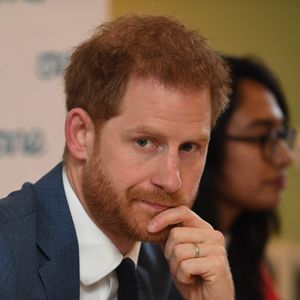 Ist Prinz Harrys Nazi-Skandal bald bei "The Crown" zu sehen?