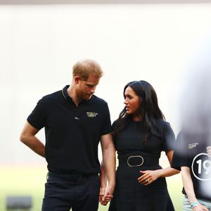 Innerhalb von elf Tagen: Vierter Flug für Harry und Meghan!