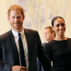 Harry und Meghan reisen mit XXL-Sicherheitsteam nach England