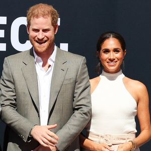 Regisseurin von Prinz Harry und Meghans Doku ging freiwillig