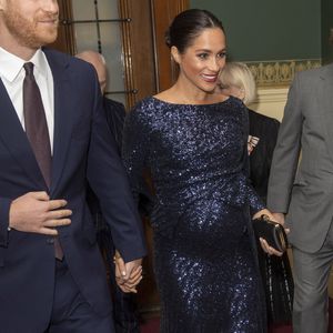 Harry soll schwierig sein, wenn er mit Meghan zusammen ist