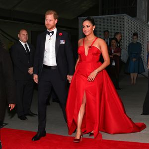 Nach Privatjet-Shitstorm: Meghan und Harry nehmen Linienflug