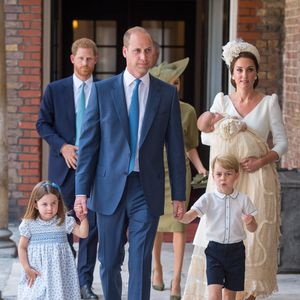 Endlich! Meghan Markle traf Herzogin Kate & Klein Charlotte