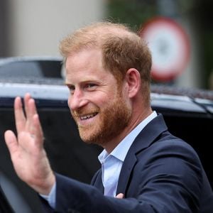 Diesen Royal besuchte Prinz Harry ganz heimlich in London